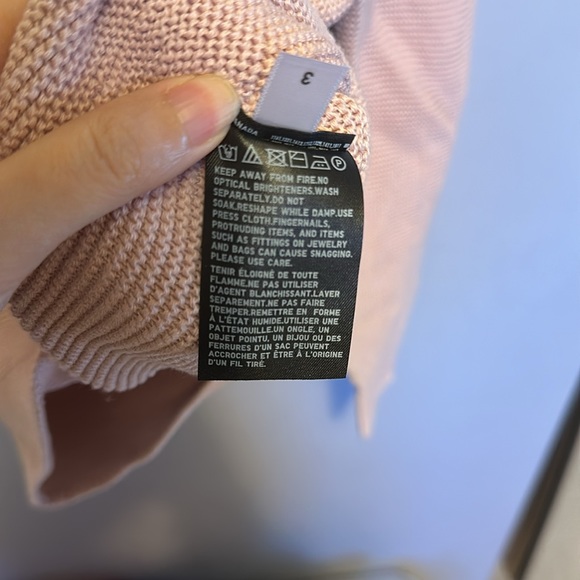 Uniqlo Women 3D Knit Cotton Long Sleeve Sweater - Picture 9 of 9